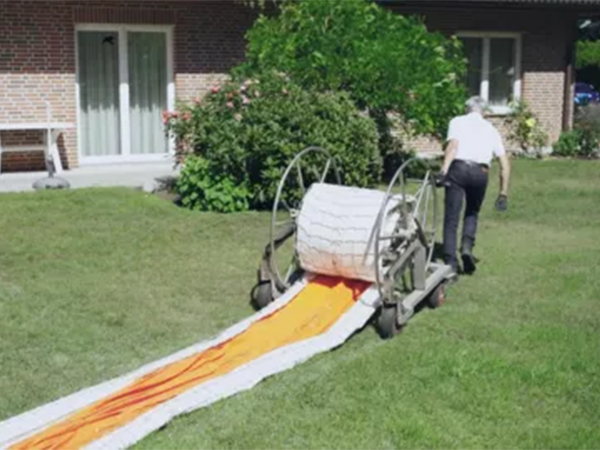 Hand roll trolley